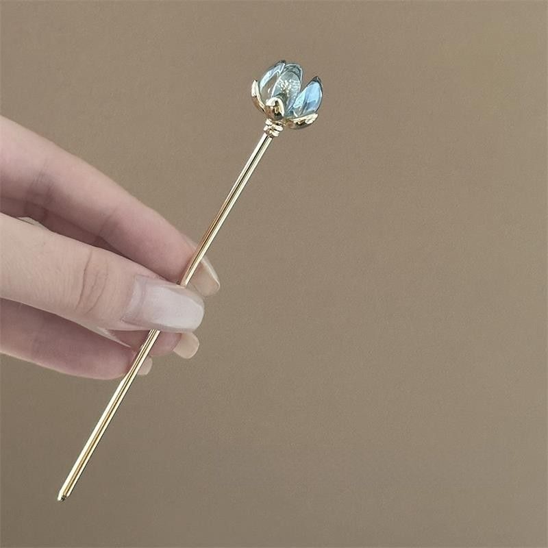 青い花のヘアピン、毎日のヘアアクセサリー、後頭部用ヘアピン、 - Supply Florist のレビューと価格